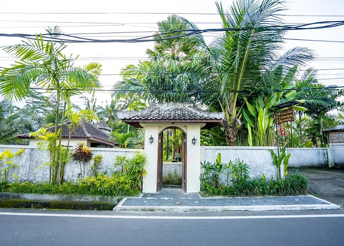 ベッド・アンド・ブレックファスト Sadia Ubud テガララン